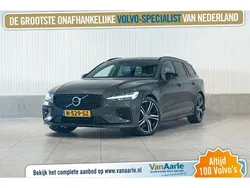 Grijs Gebruikt 2022 Volvo V60 R-Design Stationwagen | € 24.450 (Goede deal)
