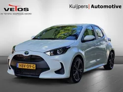 Wit Gebruikt 2023 Toyota Yaris Active Hatchback | € 21.950 (Eerlijke prijs)