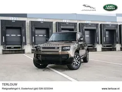 Bruin, metallic lak Nieuw 2025 Land Rover Defender SE Dynamic SUV | € 104.267 (Super prijs)