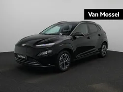 Zwart Gebruikt 2023 Hyundai Kona SUV | € 20.900 (Goede deal)
