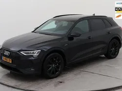 Zwart, metallic lak Gebruikt 2019 Audi e-tron S-Line SUV | € 24.795 (Iets duurder)