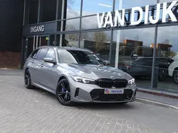 Grijs Gebruikt 2024 BMW 330 M Sport Stationwagen | € 49.850 (Eerlijke prijs)