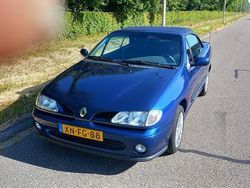 Gebruikt 1999 Renault Mégane Cabriolet | € 1.850