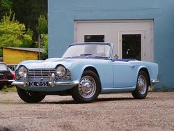 Blauw Gebruikt 1962 Triumph TR4 Cabriolet | € 34.500