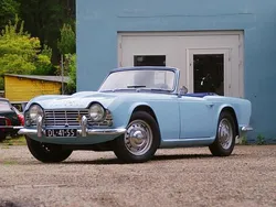 Blauw Gebruikt 1962 Triumph TR4 Cabriolet | € 34.500
