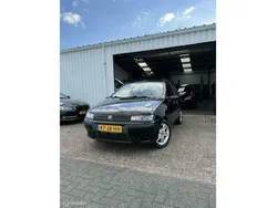 Zwart Gebruikt 2002 Fiat Punto Hatchback | € 999 (Eerlijke prijs)