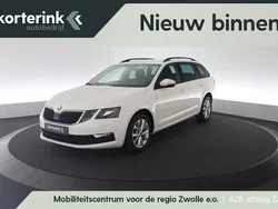 Wit Gebruikt 2020 Skoda Octavia Business Line Stationwagen | € 14.950 (Goede deal)