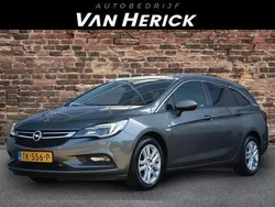 Grijs Gebruikt 2018 Opel Astra Edition Stationwagen | € 9.945 (Goede deal)