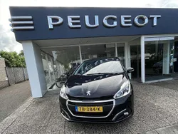 Zwart Gebruikt 2018 Peugeot 208 Hatchback | € 8.950 (Iets duurder)