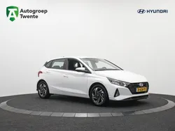 Wit Gebruikt 2024 Hyundai i20 Comfort Hatchback | € 19.950 (Eerlijke prijs)