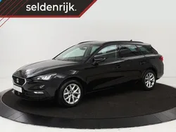 Zwart, metallic lak Gebruikt 2021 Seat Leon Style Stationwagen | € 22.900 (Eerlijke prijs)