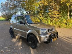 Beige Gebruikt 2003 Suzuki Jimny SUV | € 6.950 (Eerlijke prijs)