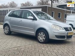 Grijs Gebruikt 2007 VW Polo Hatchback | € 1.850 (Goede deal)