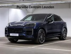 Blauw Nieuw 2025 Porsche Cayenne Turbo E-Hybrid SUV | € 231.237