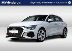 Wit, metallic lak Gebruikt 2024 Audi A3 Sportback Design Hatchback | € 34.450 (Eerlijke prijs)