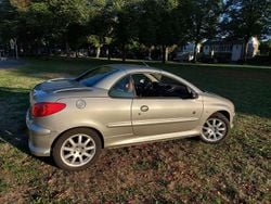 Zilver Gebruikt 2003 Peugeot 206 CC Roland Garros Cabriolet | € 1.475 (Eerlijke prijs)