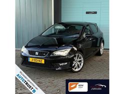Zwart Gebruikt 2015 Seat Leon FR Hatchback | € 10.950 (Eerlijke prijs)