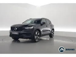 Zwart Gebruikt 2022 Volvo XC40 R-Design SUV | € 37.450 (Goede deal)
