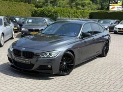 Grijs, metallic lak Gebruikt 2015 BMW 316 Executive Sedan | € 16.950 (Duur)