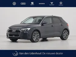 Grijs Gebruikt 2024 Audi A1 Sportback Advanced Hatchback | € 26.440 (Eerlijke prijs)