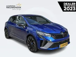 Ironblauw rqh Gebruikt 2023 Renault Clio V Bose Edition Hatchback | € 23.445 (Iets duurder)