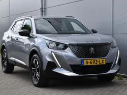 Grijs Gebruikt 2023 Peugeot 2008 Allure SUV | € 23.595 (Eerlijke prijs)