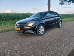 Zwart Gebruikt 2007 Opel Astra GTC Coupé | € 1.500