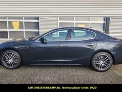 Zwart (parellak) Gebruikt 2022 Maserati Ghibli Sedan | € 79.950
