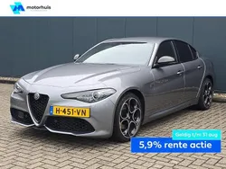 Grijs Gebruikt 2020 Alfa Romeo Giulia Super Sedan | € 36.875 (Goede deal)