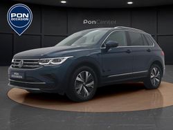 Blauw, metallic lak Gebruikt 2021 VW Tiguan Elegance SUV | € 29.950 (Goede deal)