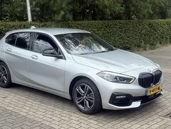 Grijs Gebruikt 2020 BMW 118 Executive Hatchback | € 23.000 (Eerlijke prijs)