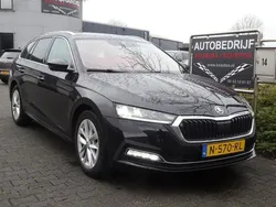 Zwart Gebruikt 2022 Skoda Octavia Business Line Stationwagen | € 16.950 (Eerlijke prijs)