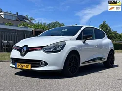 Wit Gebruikt 2013 Renault Clio IV Expression Hatchback | € 4.950 (Eerlijke prijs)