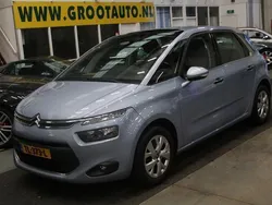 Blauw, metallic lak Gebruikt 2013 Citroën C4 Picasso Tendance MPV | € 6.444 (Eerlijke prijs)