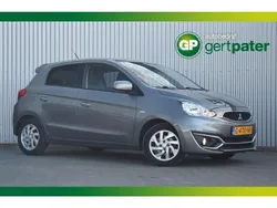 Grijs, metallic lak Gebruikt 2019 Mitsubishi Space Star Active Hatchback | € 12.950 (Eerlijke prijs)