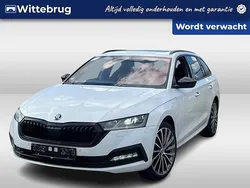Wit Gebruikt 2022 Skoda Octavia Business Line Stationwagen | € 28.450 (Eerlijke prijs)