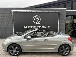 Grijs Gebruikt 2009 Peugeot 207 CC Roland Garros Cabriolet | € 3.450 (Iets duurder)