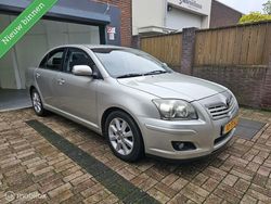 Grijs Gebruikt 2006 Toyota Avensis Luna Sedan | € 4.250 (Eerlijke prijs)