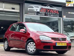 Rood Gebruikt 2004 VW Golf IV Trendline Hatchback | € 2.399 (Eerlijke prijs)
