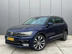 Blauw, metallic lak Gebruikt 2016 VW Tiguan Highline SUV | € 28.995 (Iets duurder)