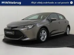 Bruin, metallic lak Gebruikt 2022 Toyota Corolla Active Hatchback | € 21.425 (Goede deal)