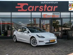 Wit Gebruikt 2022 Tesla Model 3 Standard Range Sedan | € 29.950 (Iets duurder)