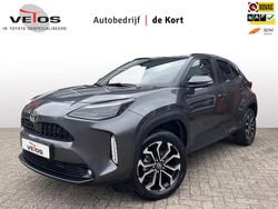 Grijs Gebruikt 2024 Toyota Yaris Cross Style SUV | € 29.950 (Eerlijke prijs)