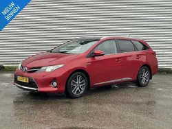 Rood Gebruikt 2014 Toyota Auris Touring Sports Stationwagen | € 14.950 (Eerlijke prijs)