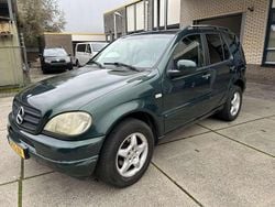 Groen Gebruikt 2000 Mercedes ML320 SUV | € 2.350 (Super prijs)