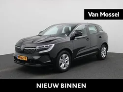 Black (tegne) Gebruikt 2024 Renault Austral Evolution SUV | € 34.940 (Eerlijke prijs)