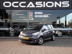 Grijs Gebruikt 2011 Toyota Verso-S MPV | € 7.950 (Iets duurder)