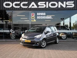 Grijs Gebruikt 2011 Toyota Verso-S MPV | € 7.950 (Iets duurder)