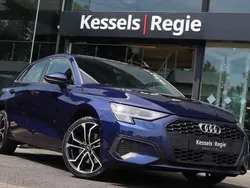 Blauw, metallic lak Gebruikt 2021 Audi A3 Sportback Hatchback | € 27.950
