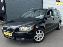 Zwart, metallic lak Gebruikt 2006 Volvo V50 Stationwagen | € 1.495 (Eerlijke prijs)